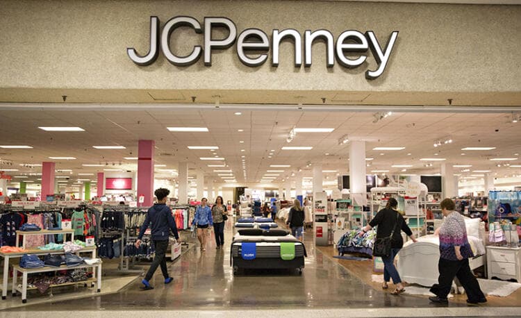 JC Penney: dinosaurio que no evoluciona, se extingue
