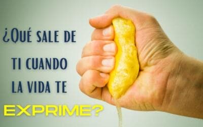 ¿Sabes qué sale de ti cuando la vida te exprime? (Parábola de la naranja)