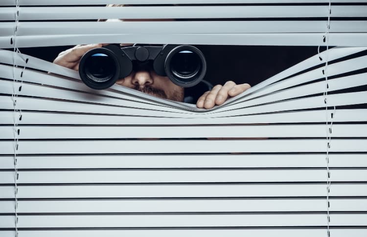10 acciones efectivas para espiar (y vencer) a tu competencia
